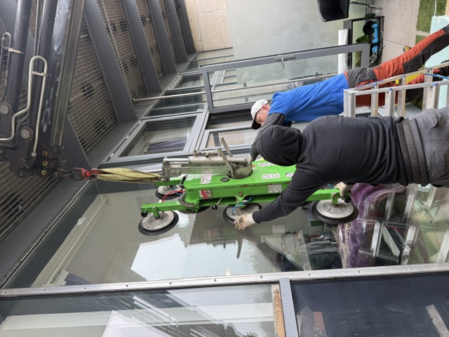 About Leyton Glazing